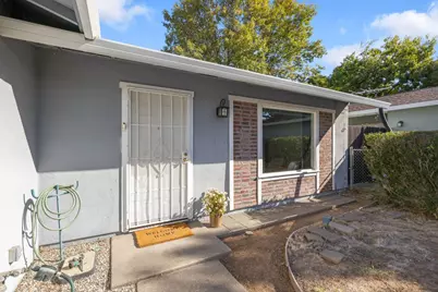 9329 Henley Way, Sacramento, CA 95826 - Photo 8