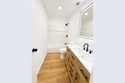4372 Evelyn Drive, Olivehurst, CA 95961 - Photo 12