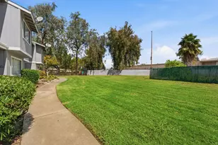 5941 Bamford Dr, Sacramento, CA 95823 - Photo 24