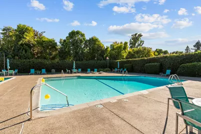 2 Paddle Court, Sacramento, CA 95833 - Photo 44