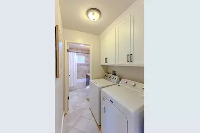 57 Malone Court, Sacramento, CA 95820 - Photo 12
