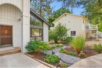 12327 Elizabeth Way, Grass Valley, CA 95949 - Photo 2