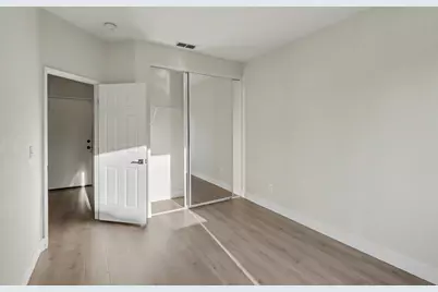 8717 Elfin Court, Elk Grove, CA 95758 - Photo 8