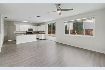 8717 Elfin Court, Elk Grove, CA 95758 - Photo 6