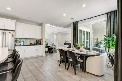 8161 Triplefin Way, Elk Grove, CA 95757 - Photo 18