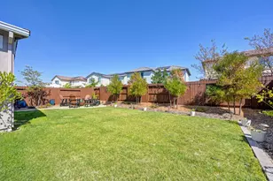 5017 Marshmallow Dr, Roseville, CA 95747 - Photo 20
