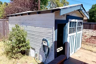 435 S Regent St, Stockton, CA 95204 - Photo 24