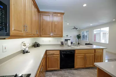 4021 Thornhill Way, Modesto, CA 95356 - Photo 14