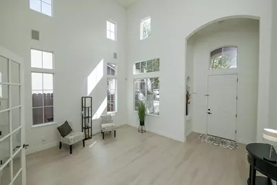 4021 Thornhill Way, Modesto, CA 95356 - Photo 6