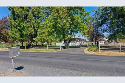 4301 Lone Tree Road, Oakdale, CA 95361 - Photo 2