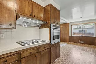 7077 Reichmuth Way, Sacramento, CA 95831 - Photo 14