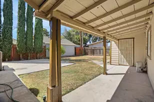1543 Country Club Blvd, Stockton, CA 95204 - Photo 20