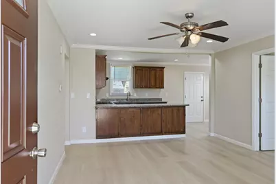 1543 Country Club Boulevard, Stockton, CA 95204 - Photo 4