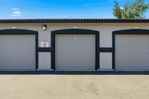 5201 Laguna Oaks Dr, Elk Grove, CA 95758 - Photo 22