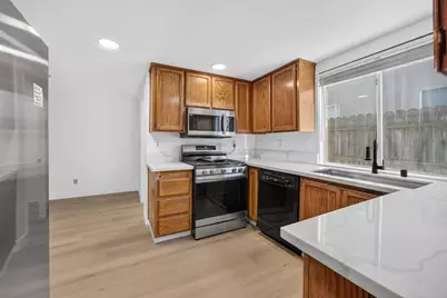 8012 Marsannay Way, Sacramento, CA 95829 - Photo 14