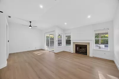 8012 Marsannay Way, Sacramento, CA 95829 - Photo 8