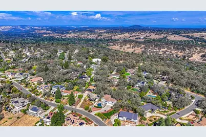 481 Powers Drive, El Dorado Hills, CA 95762 - Photo 2