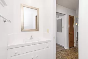 3901 Marsalla Ct, Sacramento, CA 95820 - Photo 42