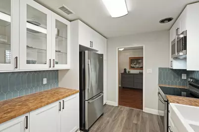 701 Holly Drive, Lodi, CA 95240 - Photo 16