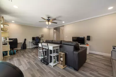 6959 N Pershing Avenue, Stockton, CA 95207 - Photo 18