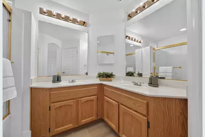 10083 Teddington Way, Elk Grove, CA 95624 - Photo 38