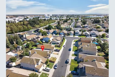 10083 Teddington Way, Elk Grove, CA 95624 - Photo 52