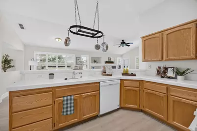 10083 Teddington Way, Elk Grove, CA 95624 - Photo 24