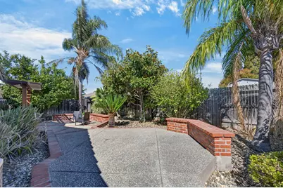 10083 Teddington Way, Elk Grove, CA 95624 - Photo 46