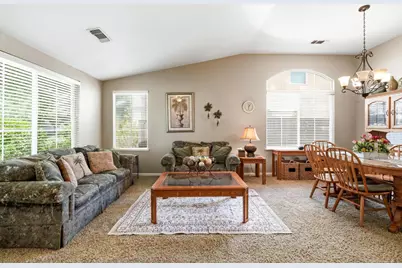 1812 Legend Drive, Modesto, CA 95357 - Photo 10