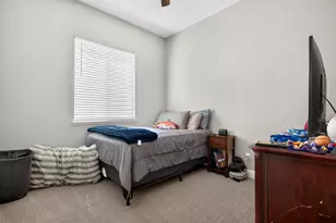 2013 Van Ruiten Dr, Lodi, CA 95242 - Photo 24