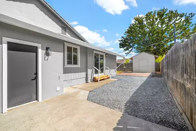 1416 Lomas Way, Sacramento, CA 95822 - Photo 32