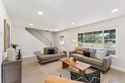 2440 Stansberry Way, Sacramento, CA 95826 - Photo 4