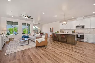 9657 Webb St, Elk Grove, CA 95624 - Photo 6