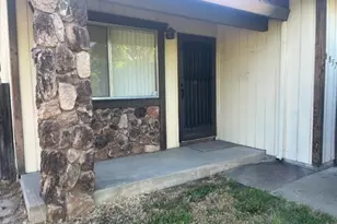 4857 Pasarobles Dr, Sacramento, CA 95841 - Photo 4