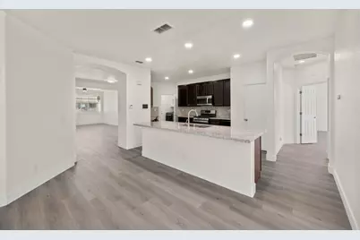 8281 Glendon Way, Sacramento, CA 95829 - Photo 10
