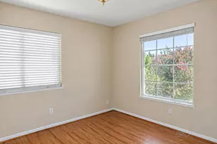8872 Mannington St, Elk Grove, CA 95758 - Photo 18