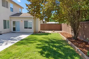 8872 Mannington St, Elk Grove, CA 95758 - Photo 6