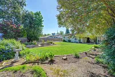 4913 Saint Lynn Lane, Carmichael, CA 95608 - Photo 48