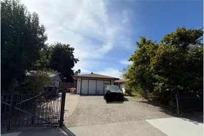 8414 Center Parkway, Sacramento, CA 95823 - Photo 1