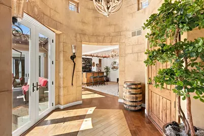 8635 Ashbury Court, Roseville, CA 95747 - Photo 6
