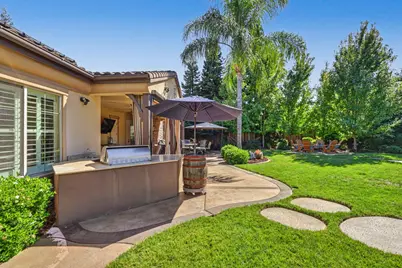 8635 Ashbury Court, Roseville, CA 95747 - Photo 72