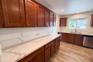 6809 Weddigen Way, North Highlands, CA 95660 - Photo 6