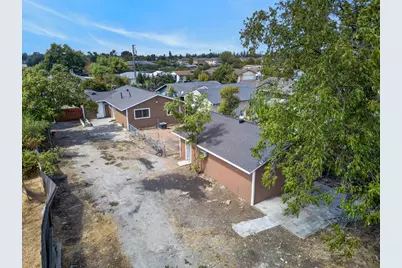 5741 Wallace Avenue, Sacramento, CA 95824 - Photo 48
