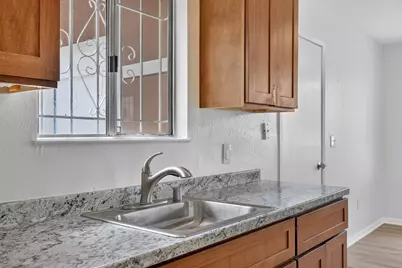 5741 Wallace Avenue, Sacramento, CA 95824 - Photo 10