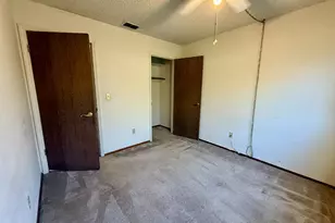 8547 Oxford Hill Ct, Sacramento, CA 95828 - Photo 18