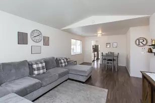 4164 Horizon Ct, Turlock, CA 95382 - Photo 2