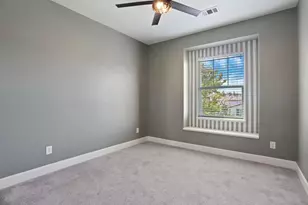 10816 Merritt Dr, Stockton, CA 95219 - Photo 32