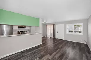 3090 Woods Cir, Davis, CA 95616 - Photo 8