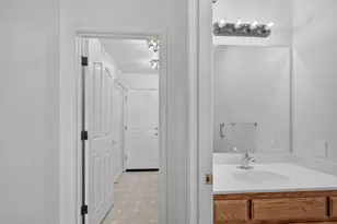 2502 Meadowgate Dr, Riverbank, CA 95367 - Photo 22