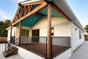 4933 Dry Creek Rd, Sacramento, CA 95838 - Photo 26